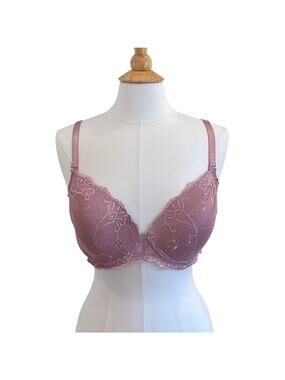 Parisian Intimates Lavender Lace Underwire Bra, Padded, Size 38DD